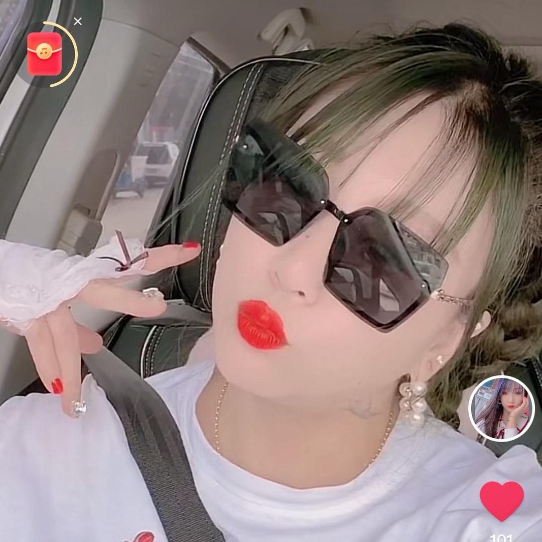 甜甜💃