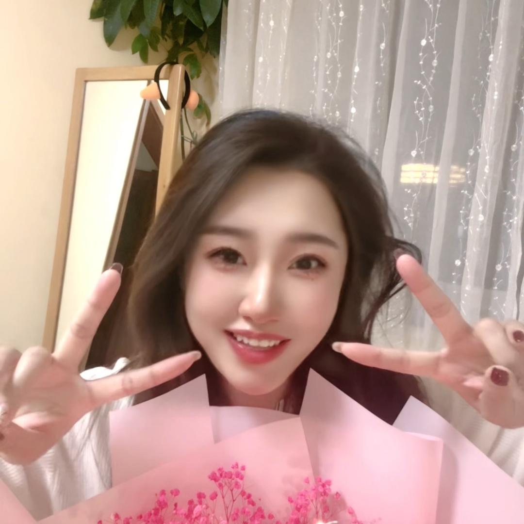 张💋佳🥰悦🌬️