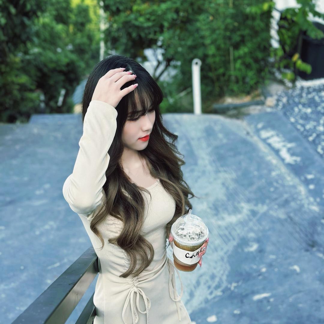 小琳...