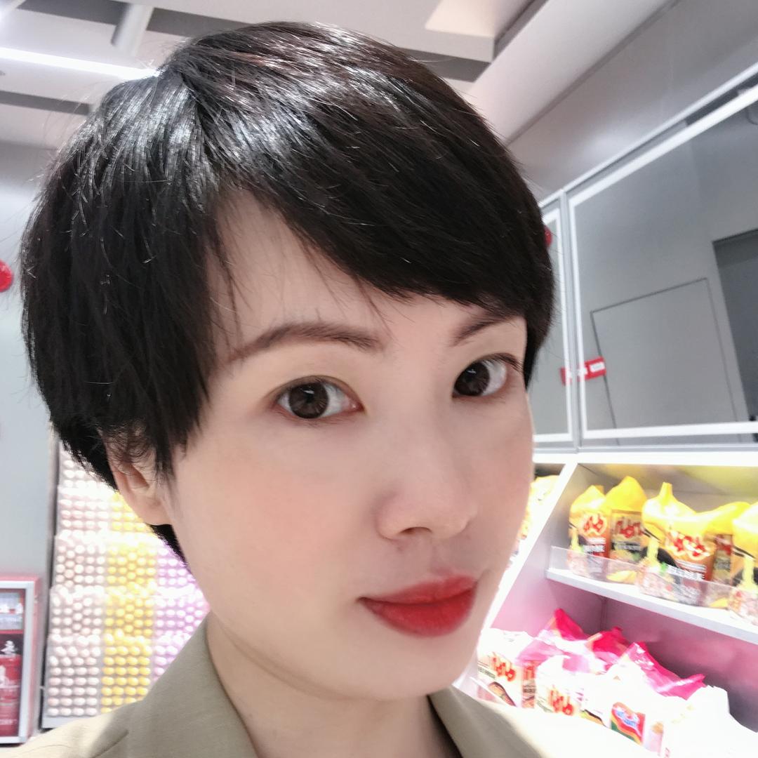 欧莎贝服饰