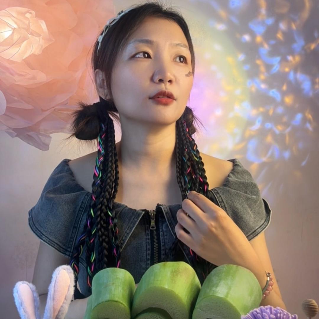 小蔡同学（首播   晚上8.40）