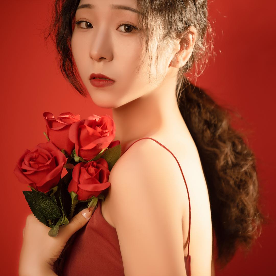 娜娜.