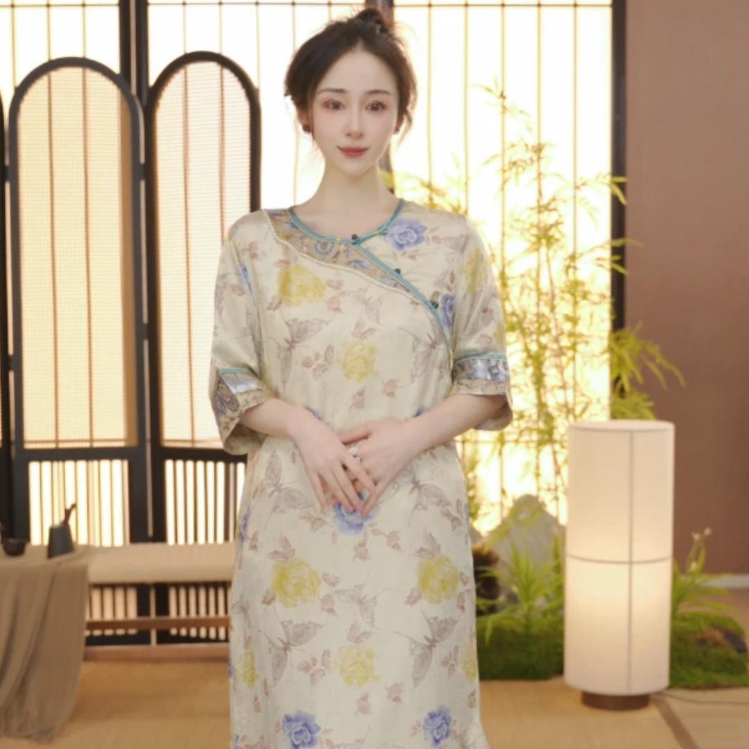 雅度服饰香云纱主理人-叮当
