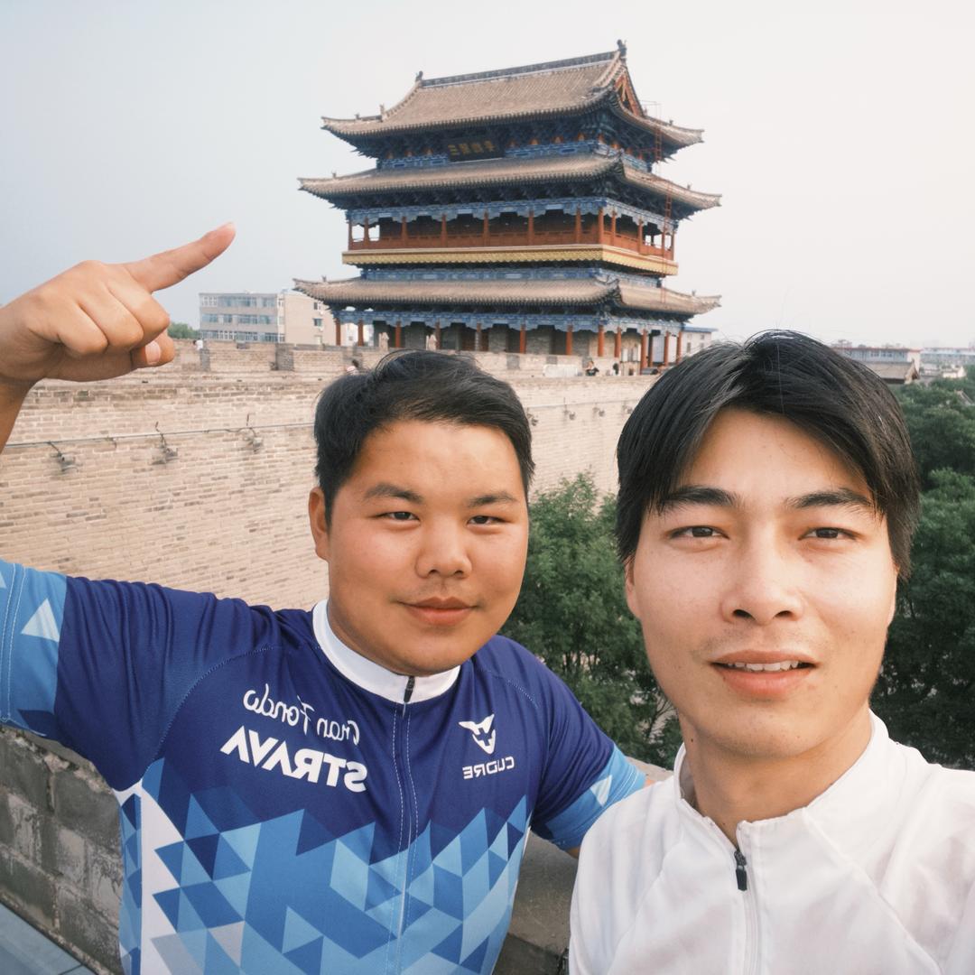 浪迹指南小凡
