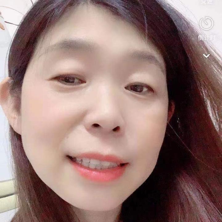 杨. Y 得意