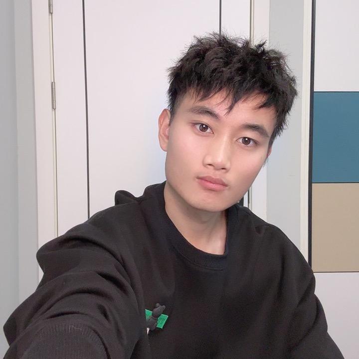 爱跳舞的小豪 [日常号]