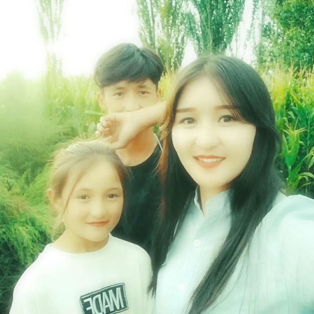 古丽娜尔·坎吉巴依