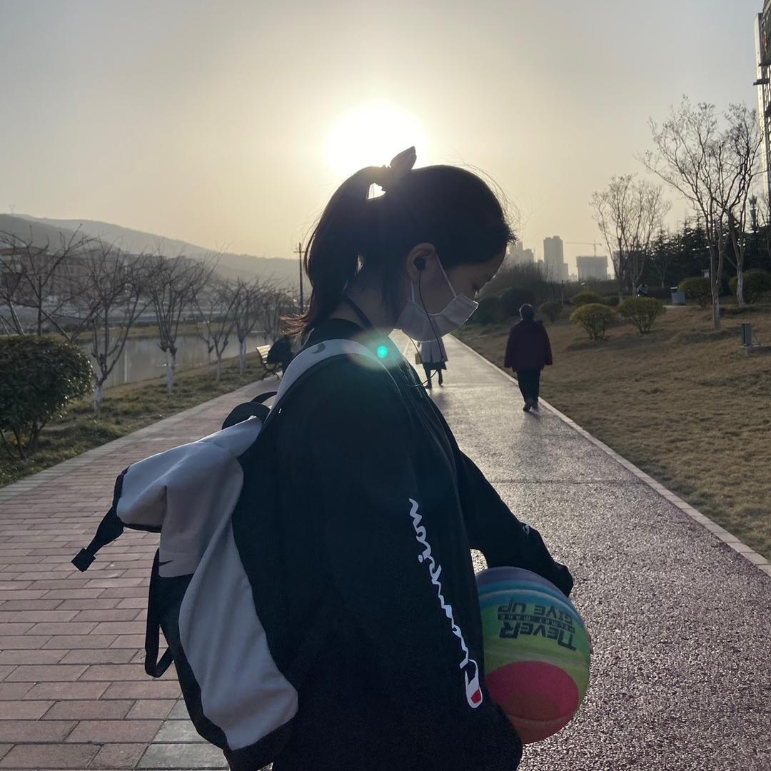 德鲁大妈的篮球🏀