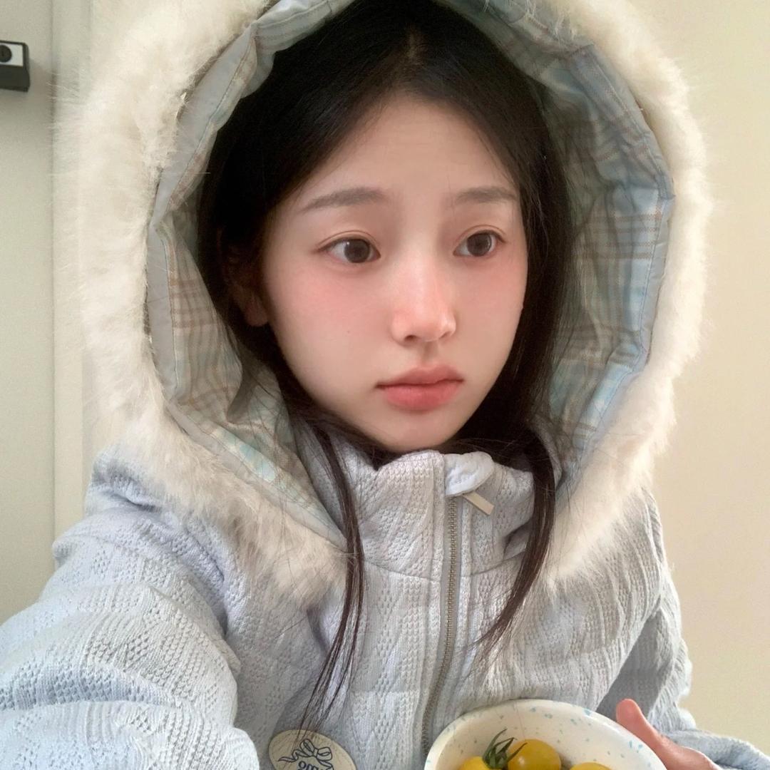 小亭遇雪