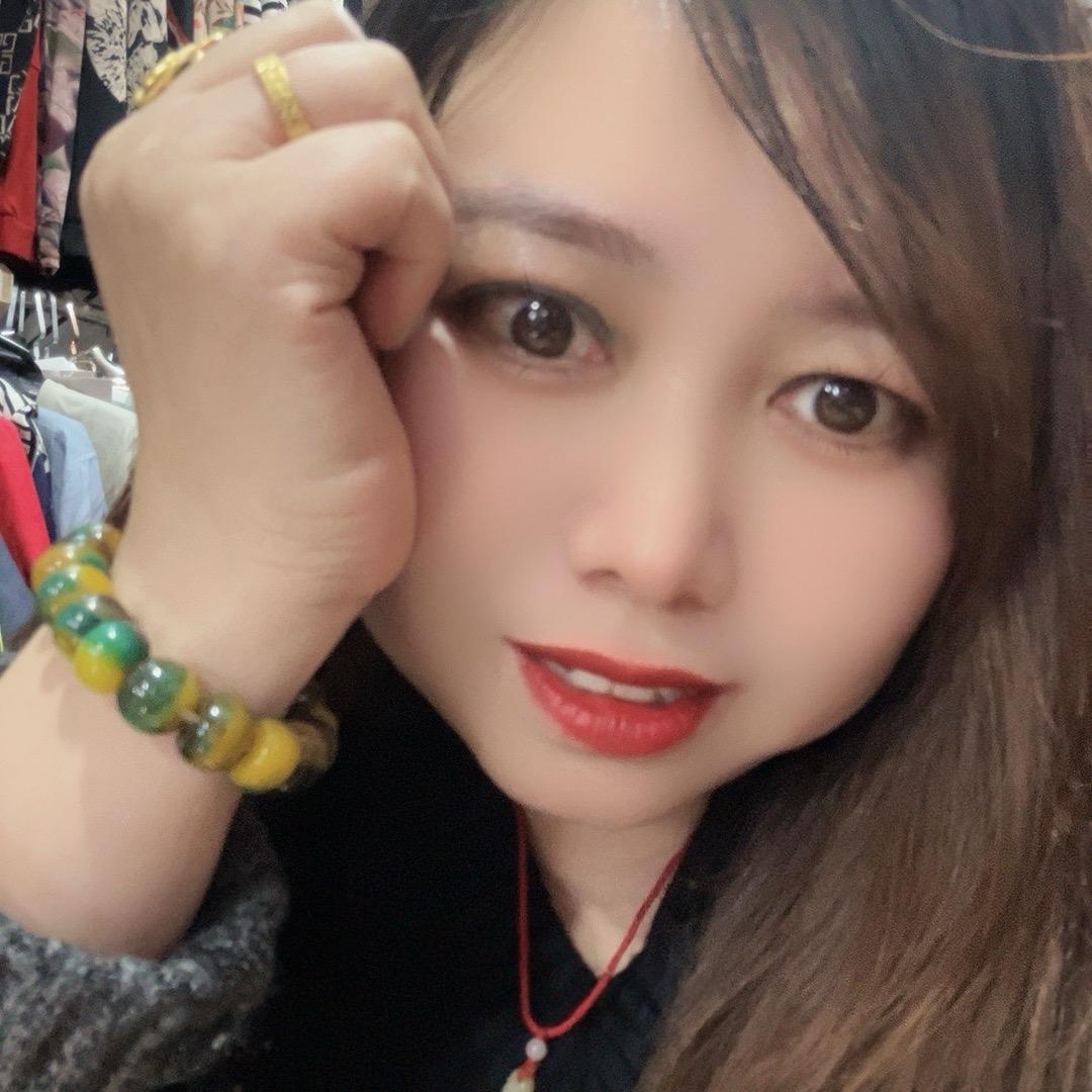 八妹服装