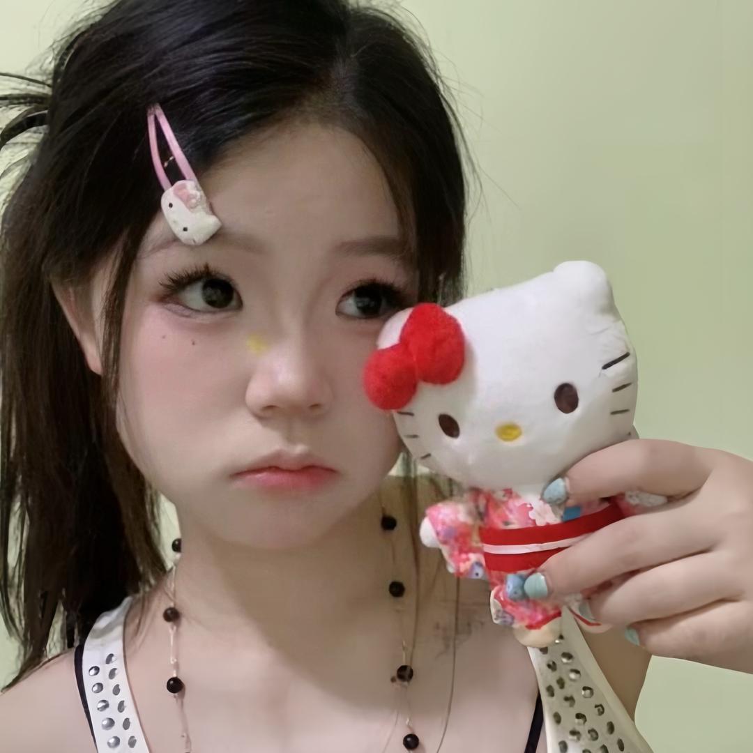 kitty77.