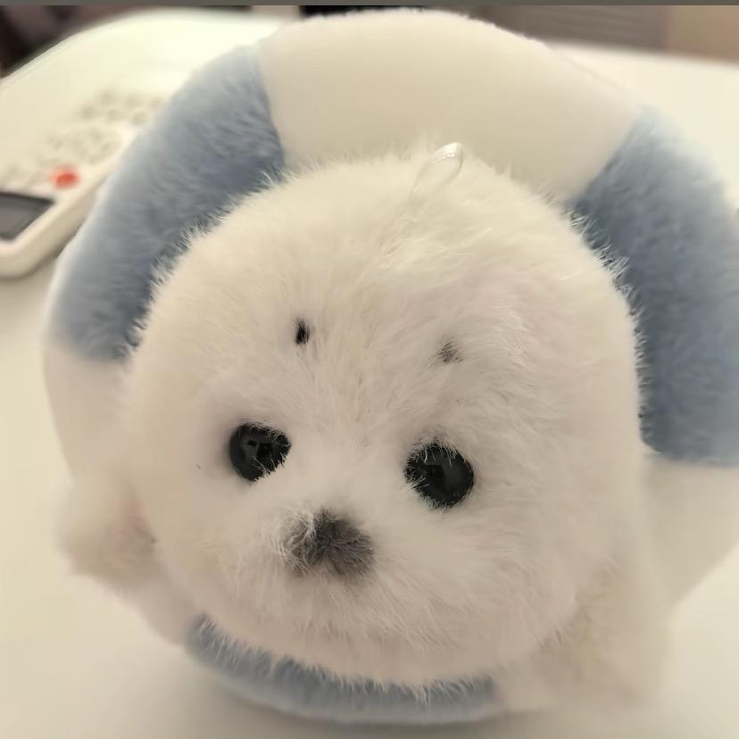 ฅ^._.^ฅ我萌吗