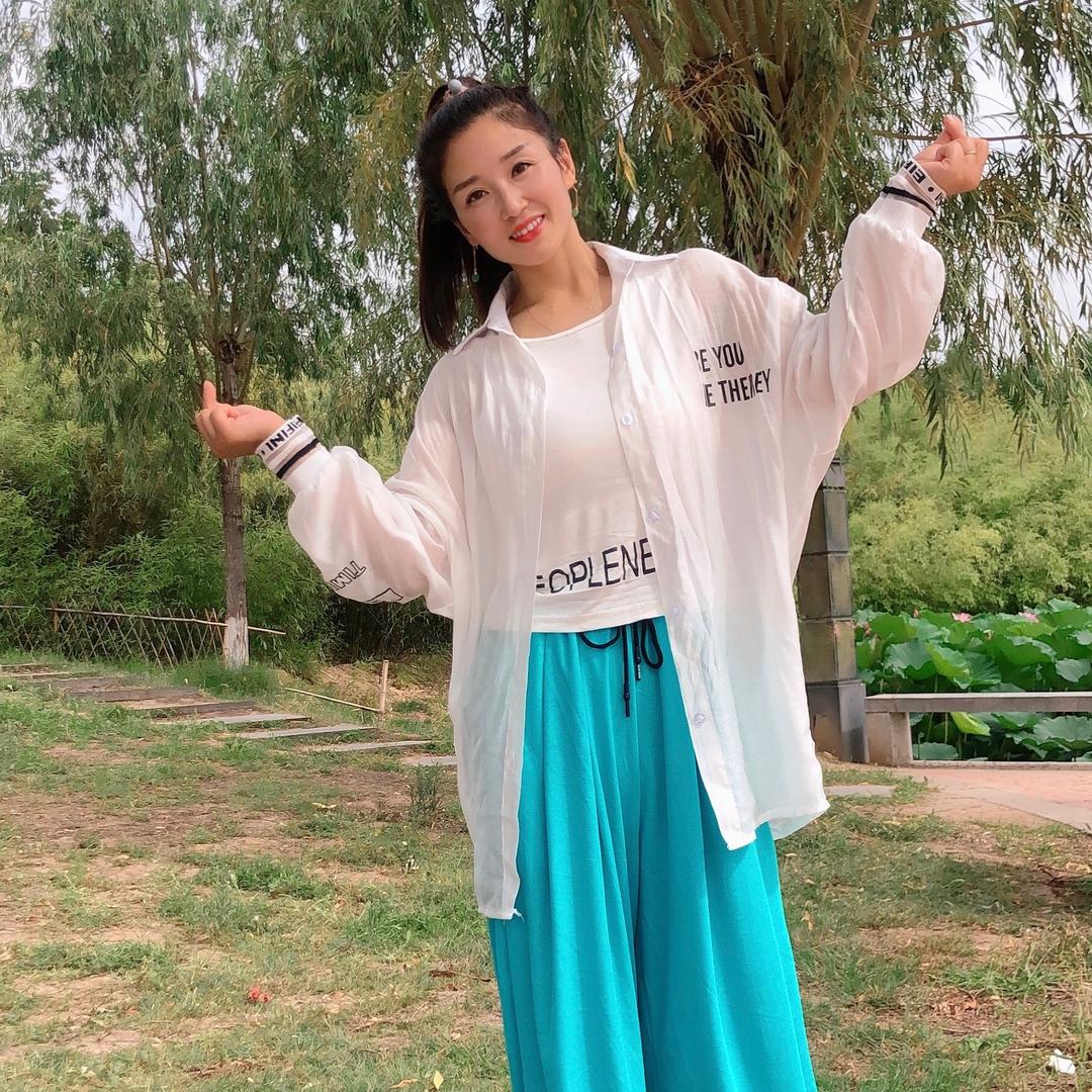 小华曳舞服鞋