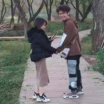 婳驿女装