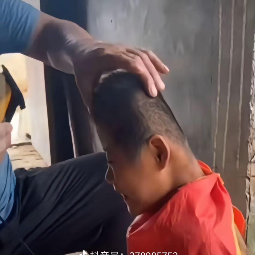 这么近 那么远～