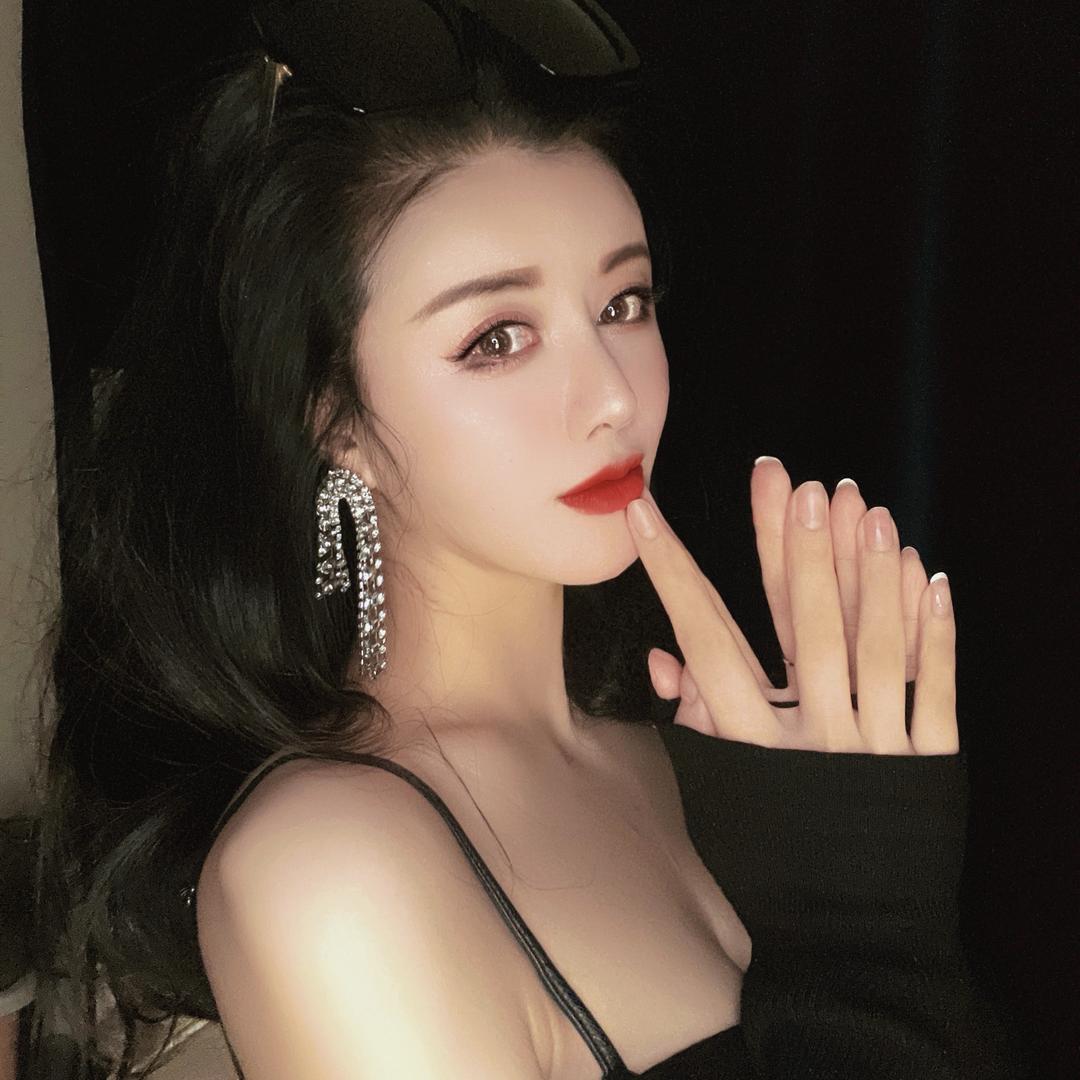 是Linda吖