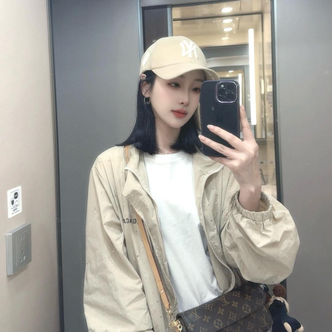早安晚安的安安