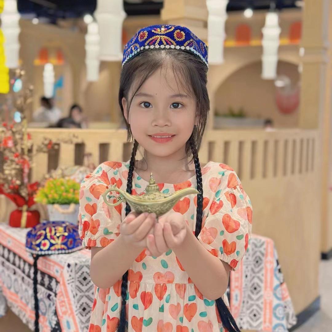 贝贝说她要叫美美