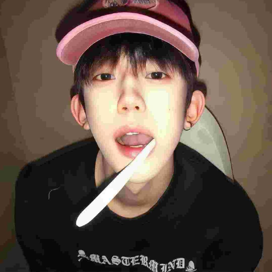 沉稳冷漠刚少