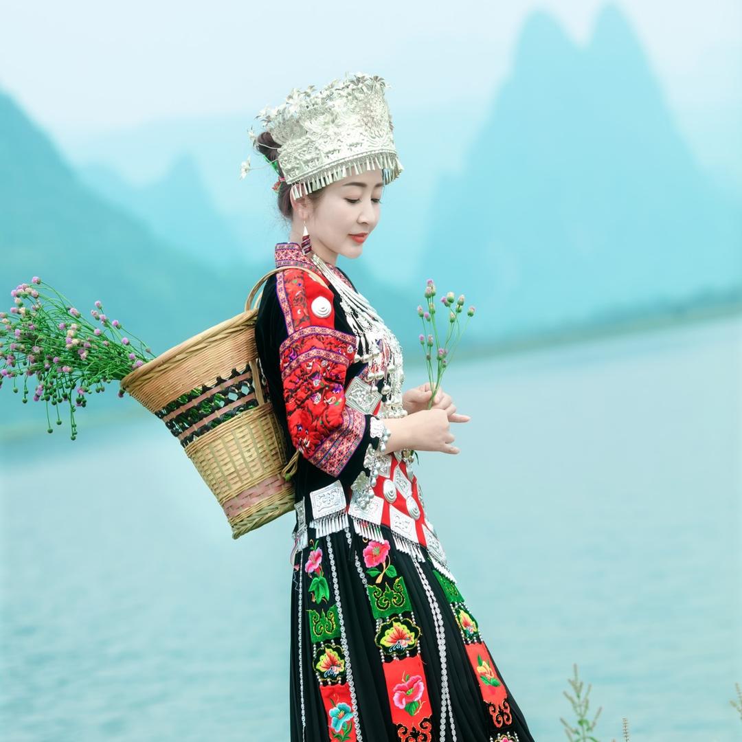 丽丽丽