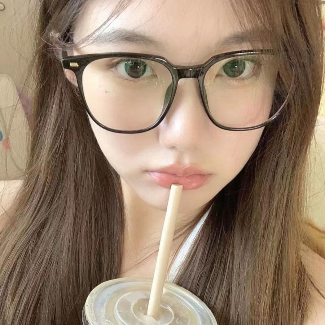 👀