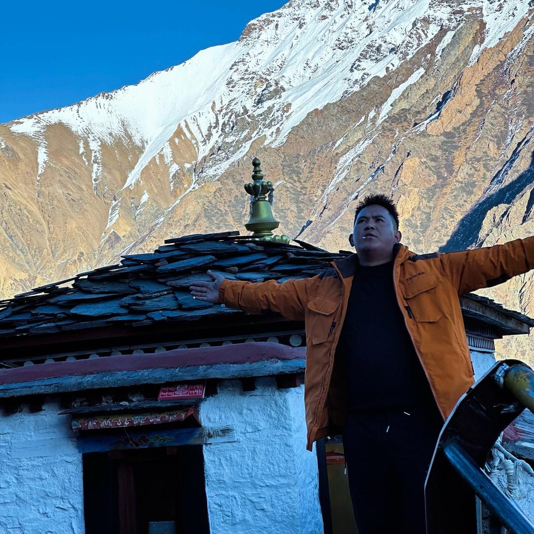 西藏拉巴精品二手车商