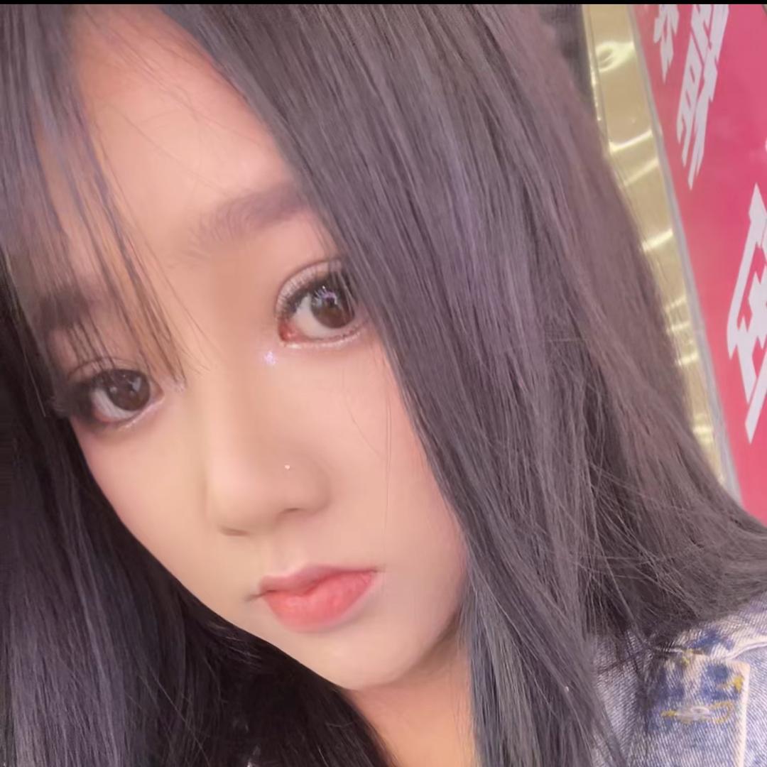 洪甜甜（美甲美睫）