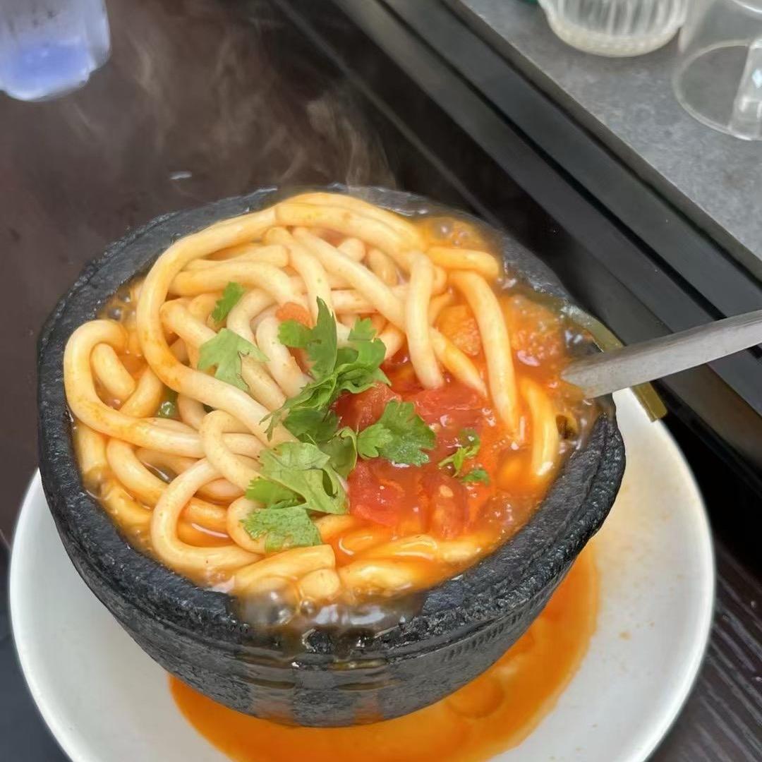 缘洛阿朵妹土豆粉留驾庄