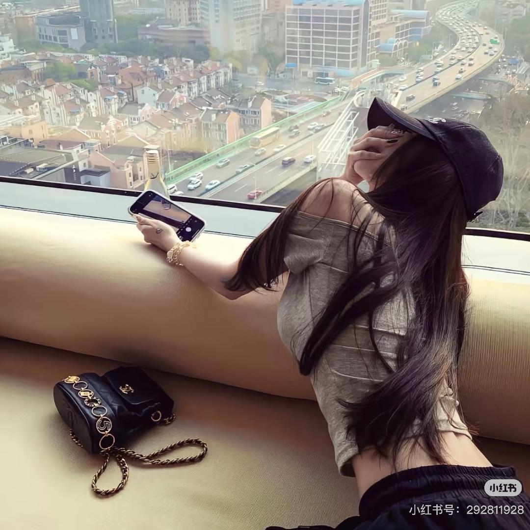 小晨