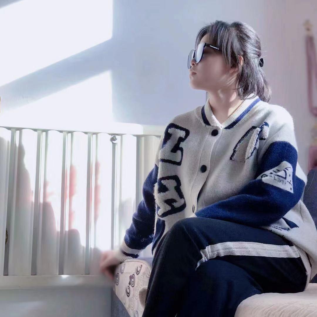 落樱听雨