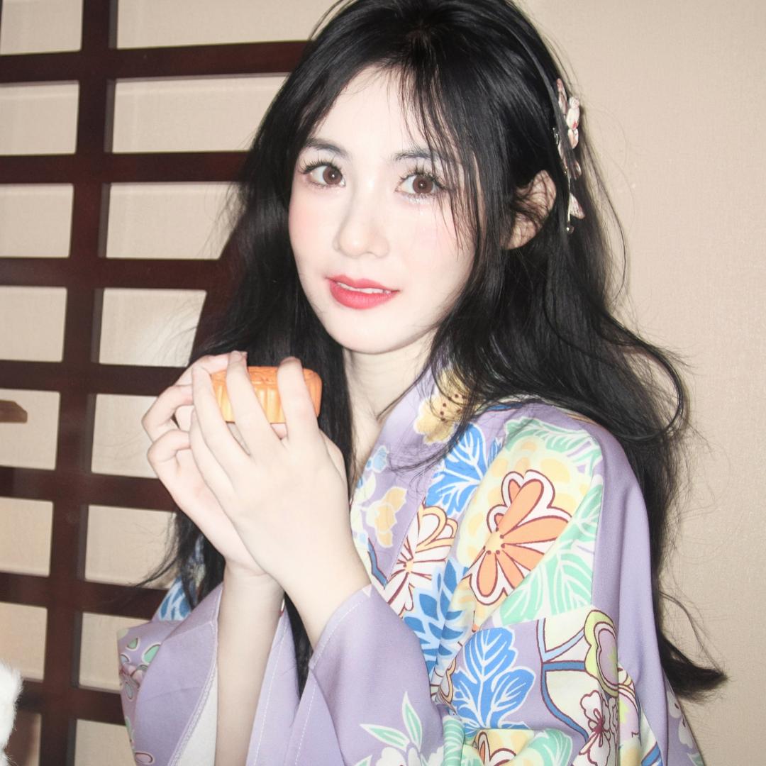 Art文艺复兴换装自拍馆