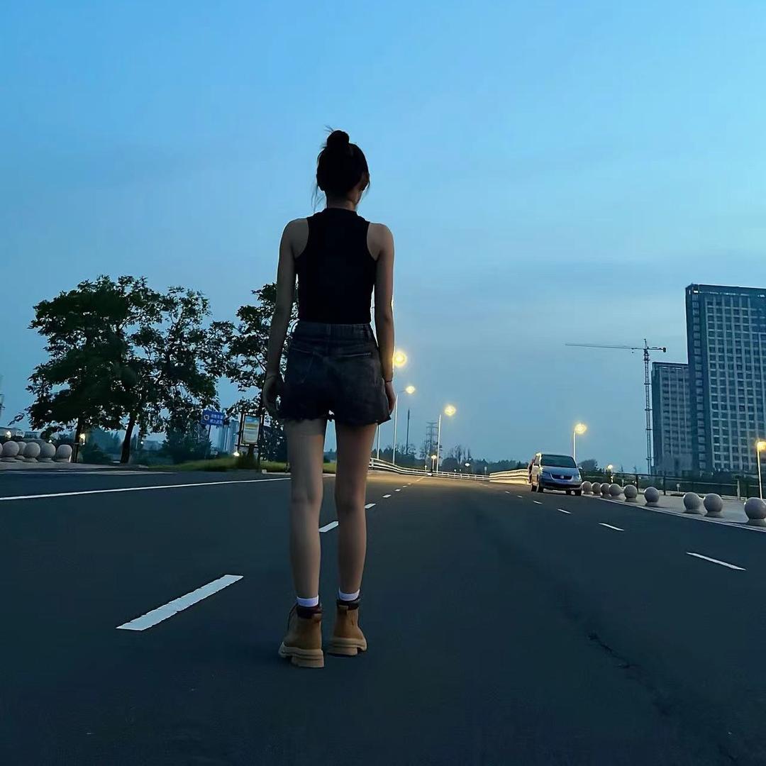 小五.