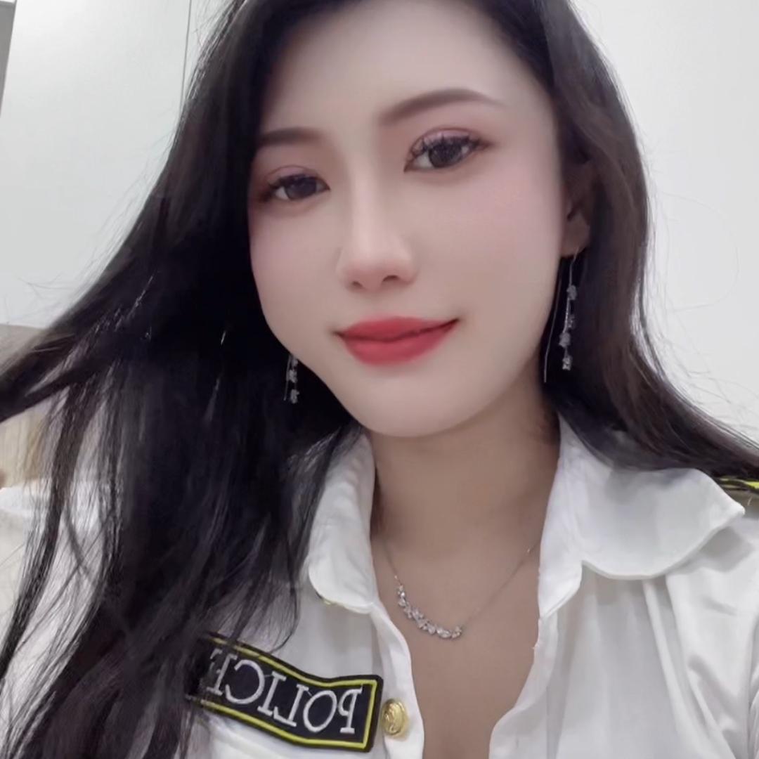 华九亿