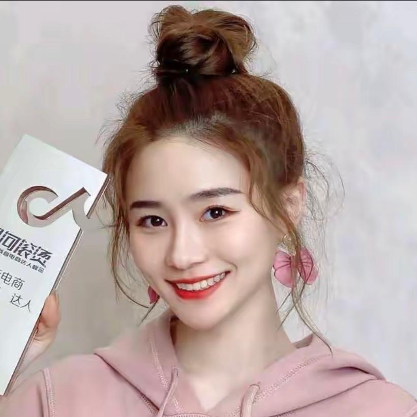 邱莹莹【精致穿搭】