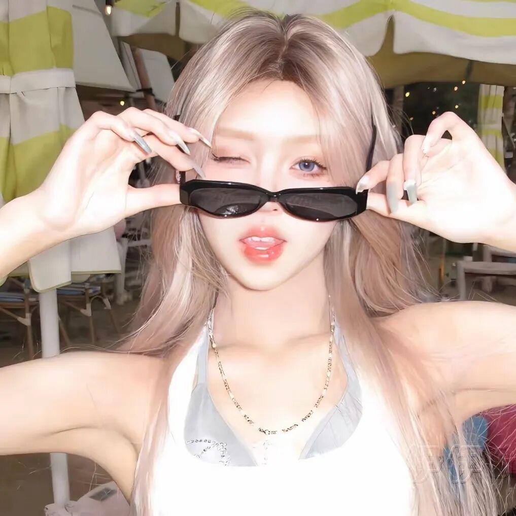KT