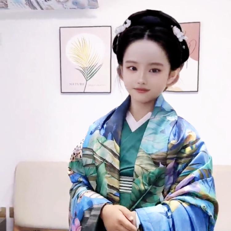 靳家-小妮儿