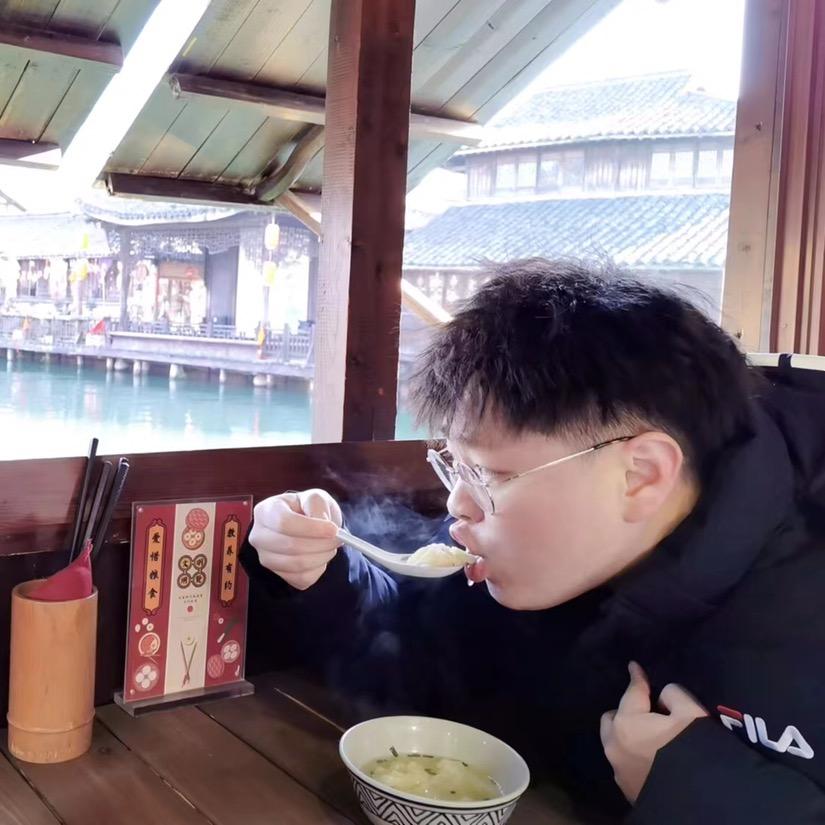 爱吃肉的海栗🍖