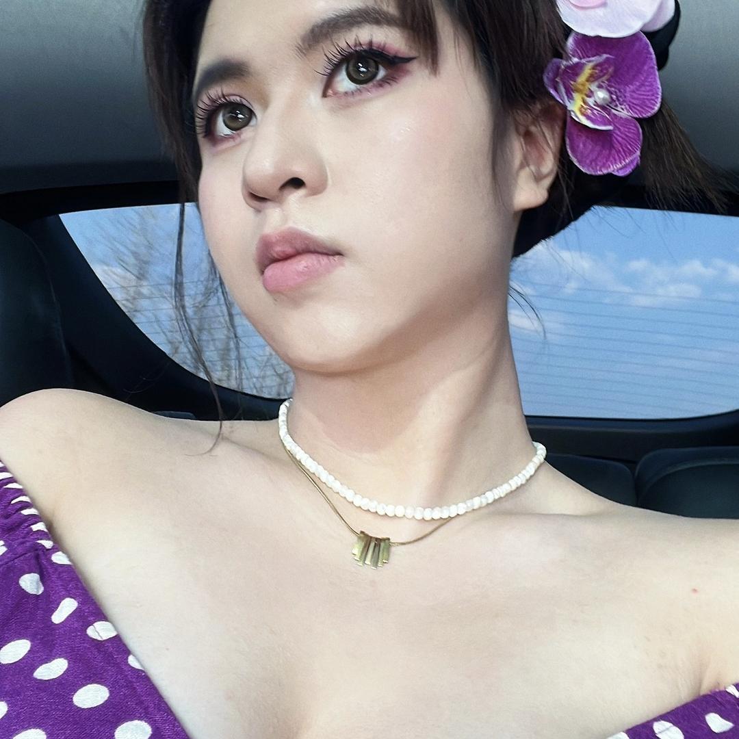 哈尼红红