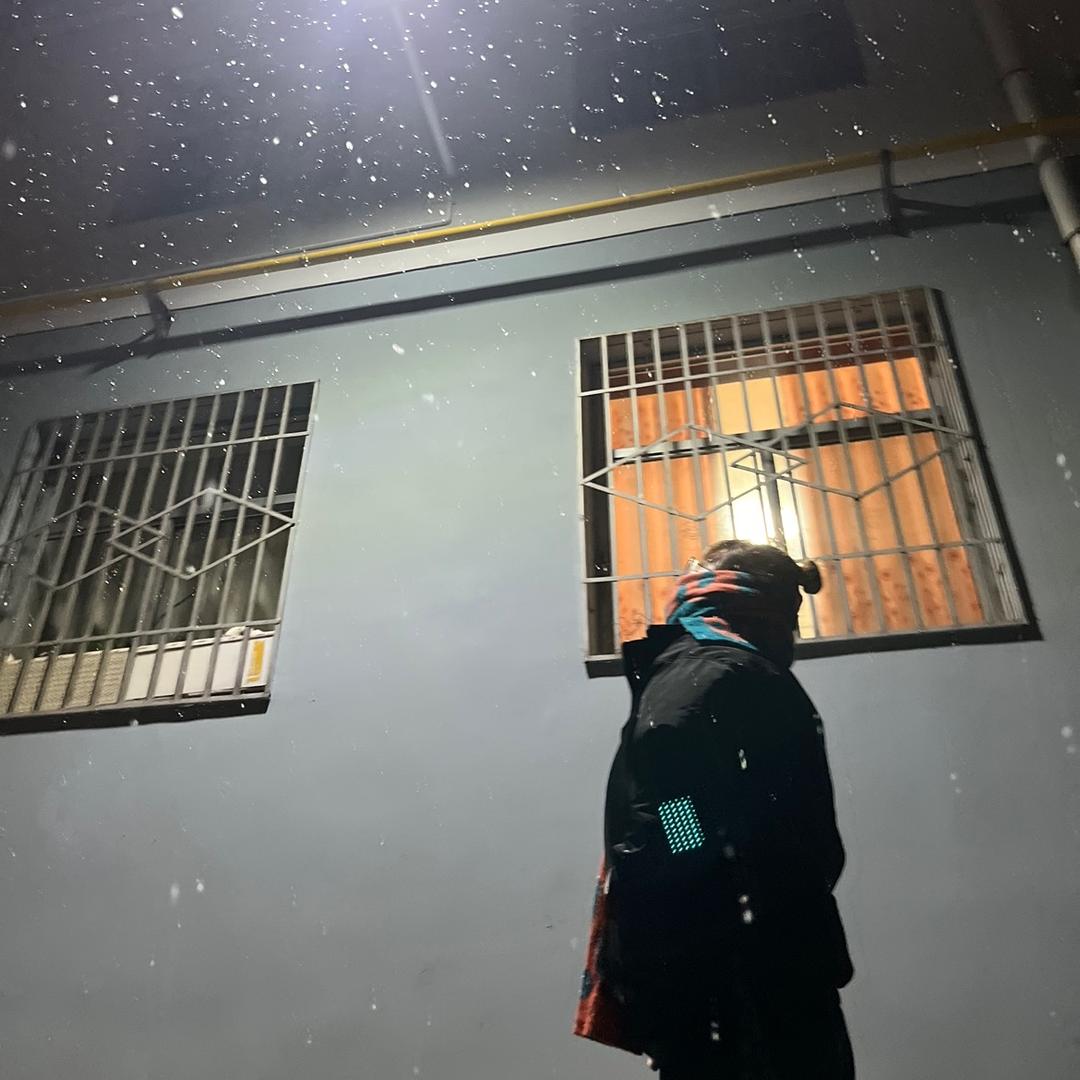 锐锐锐锐是个开心果