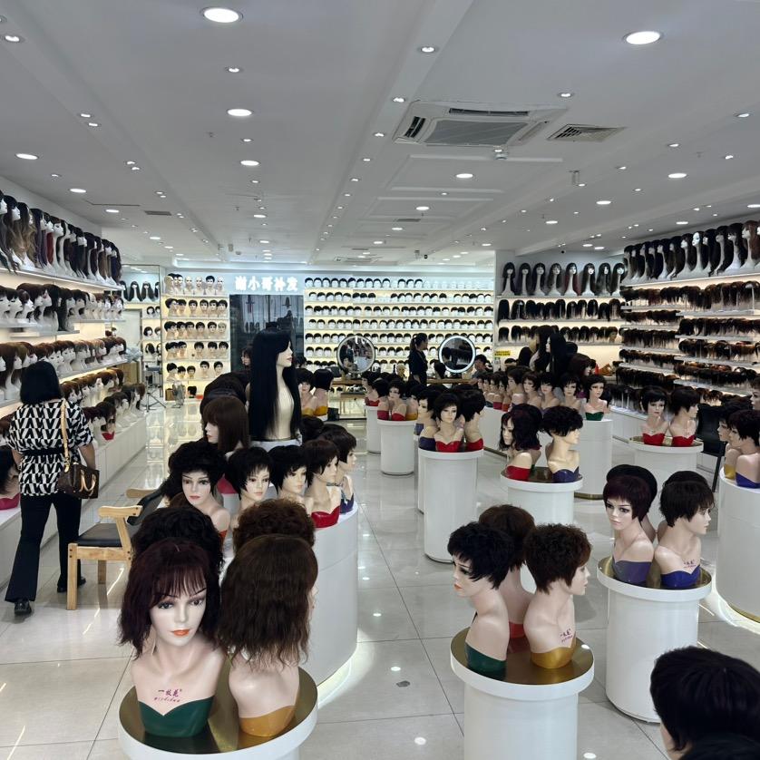 假发实体店（批发）皮卡路发制品