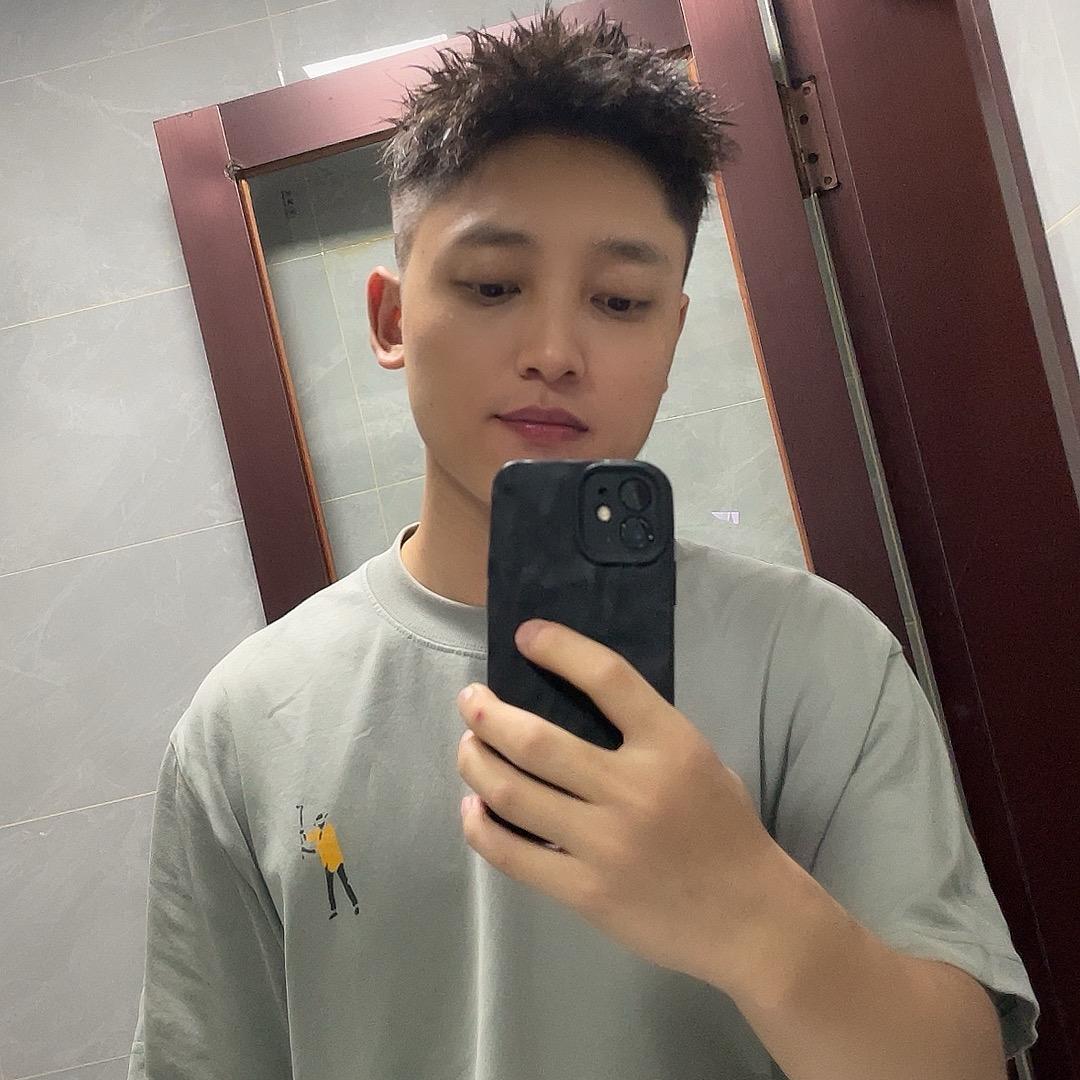 霸波斌