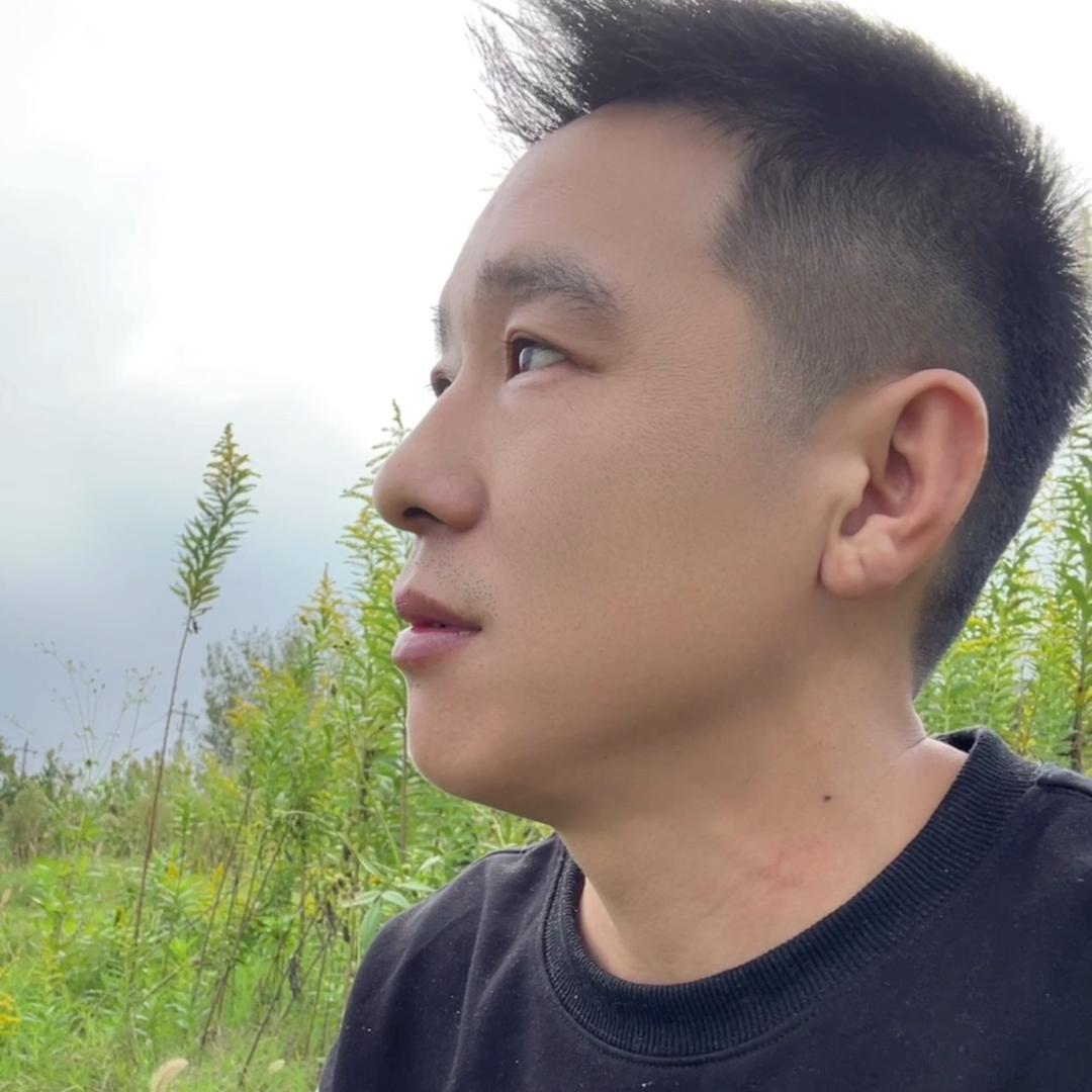 乡村三娃