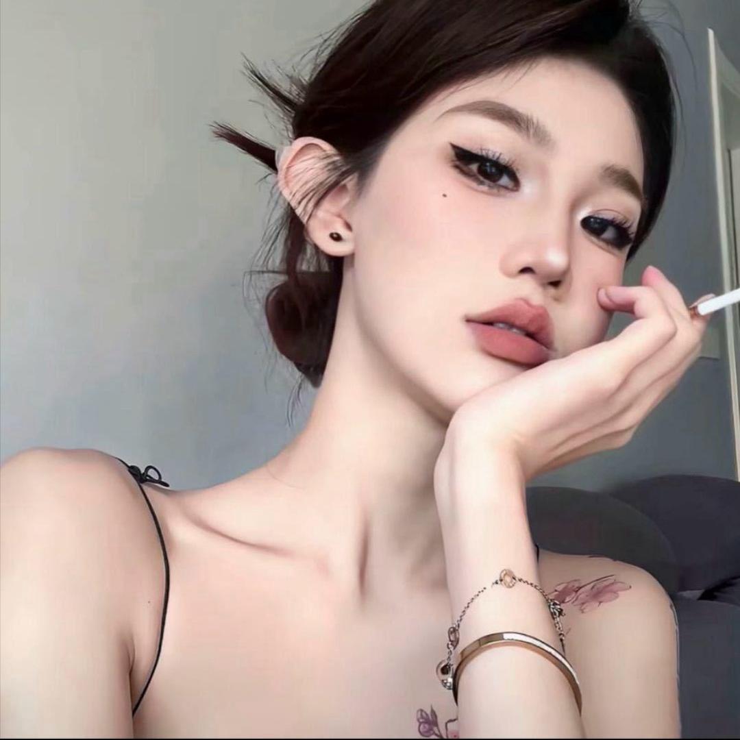 @-u7.