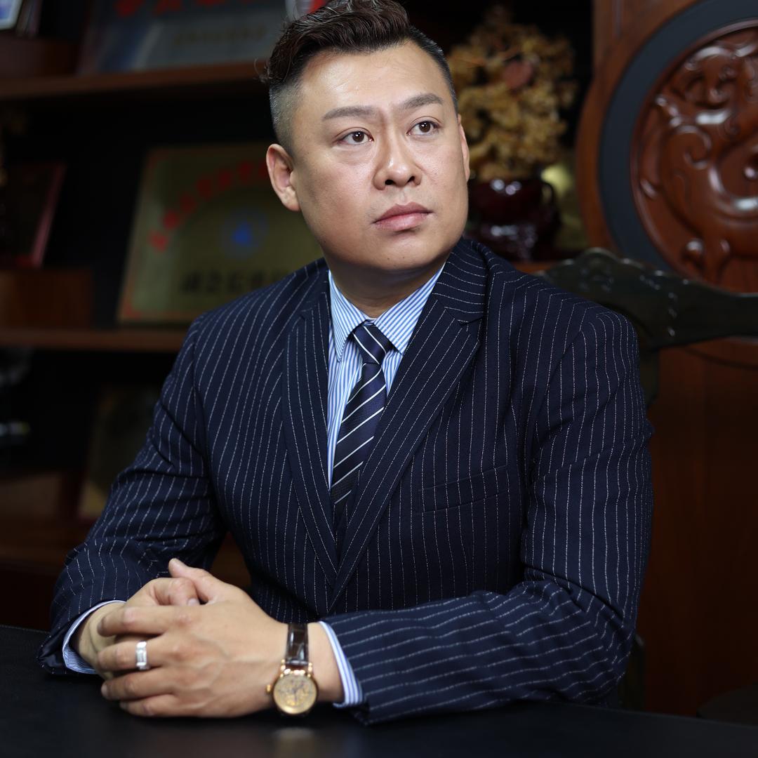 柔情铁男