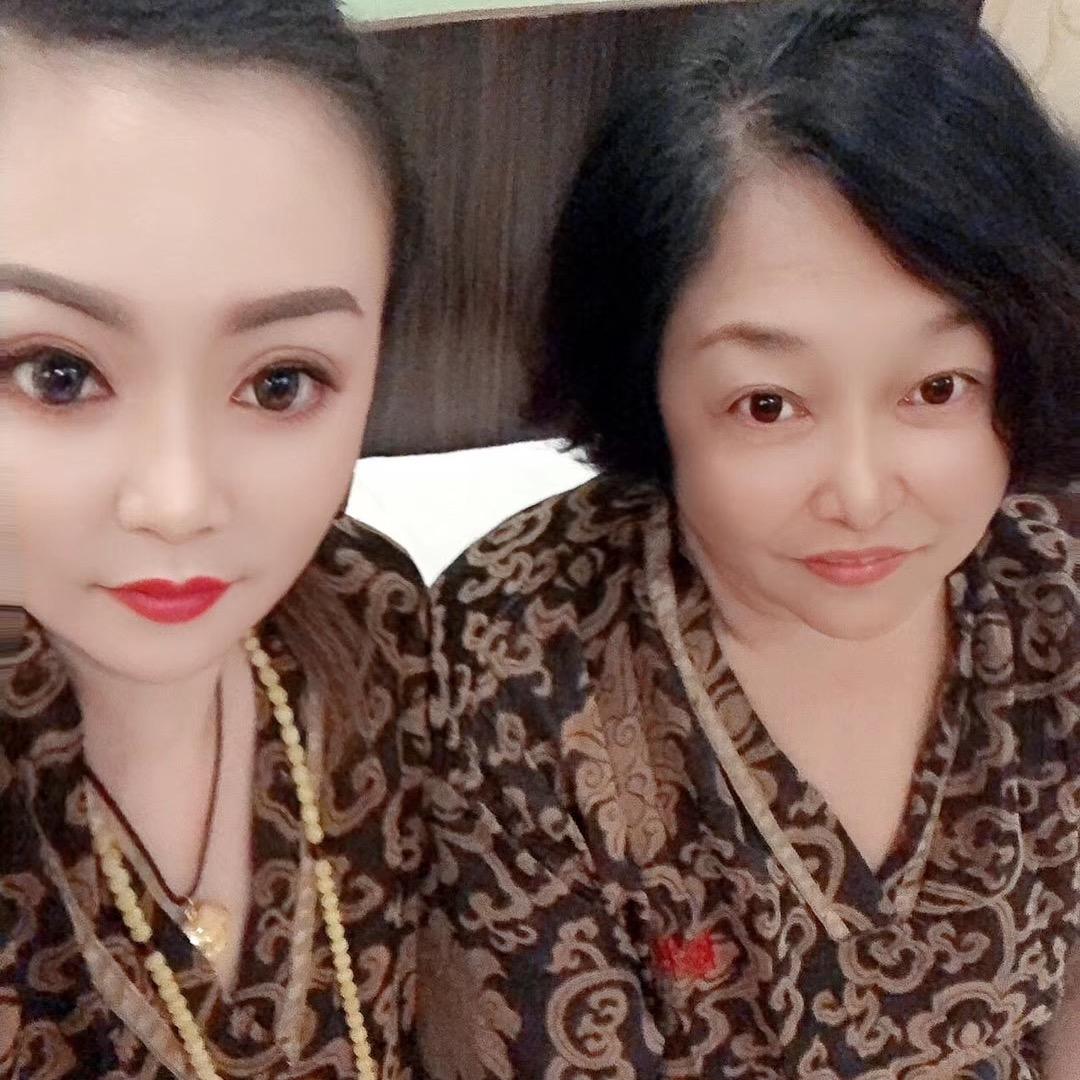 🦊艳子姐姐🐍