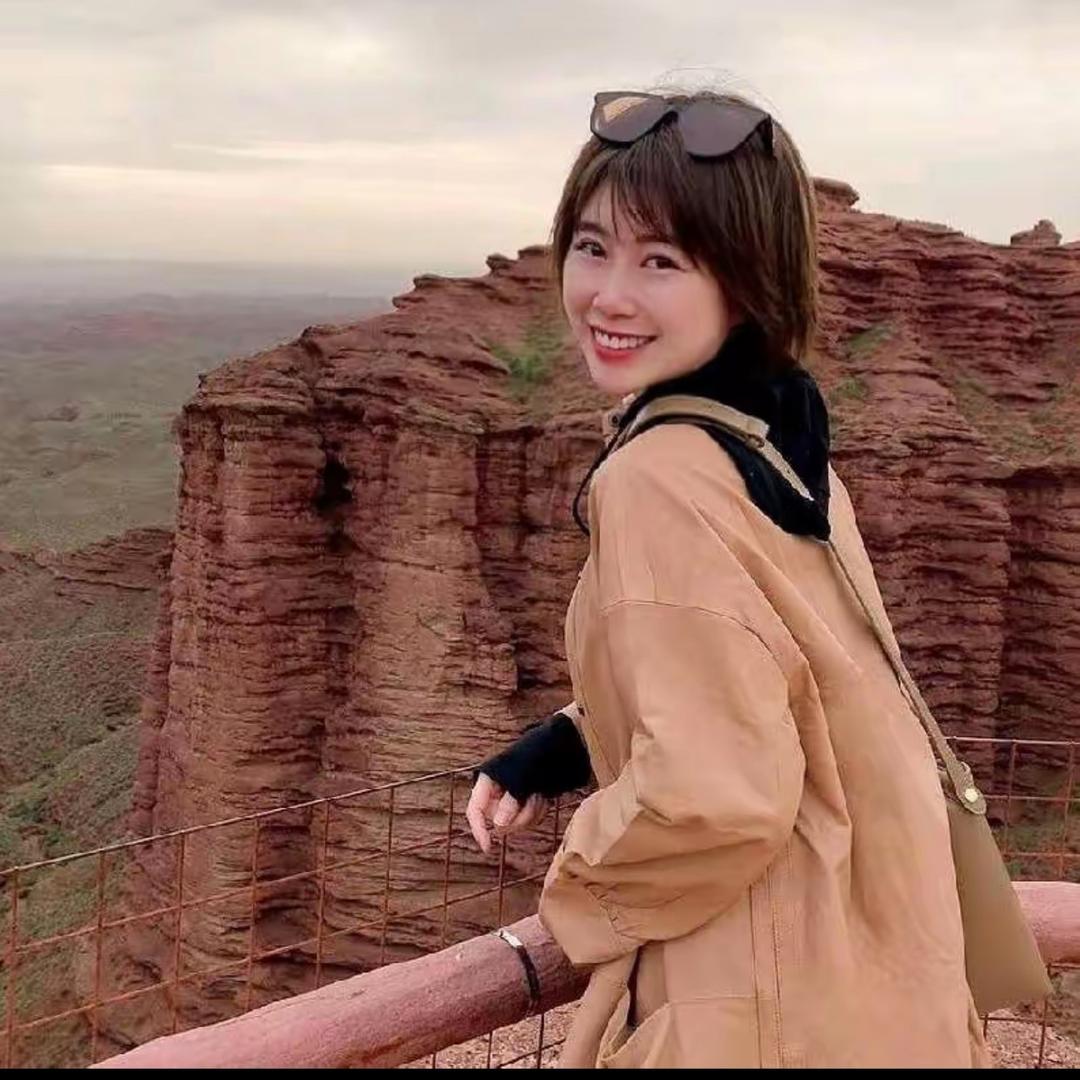 亚楠本楠（爆款穿搭）