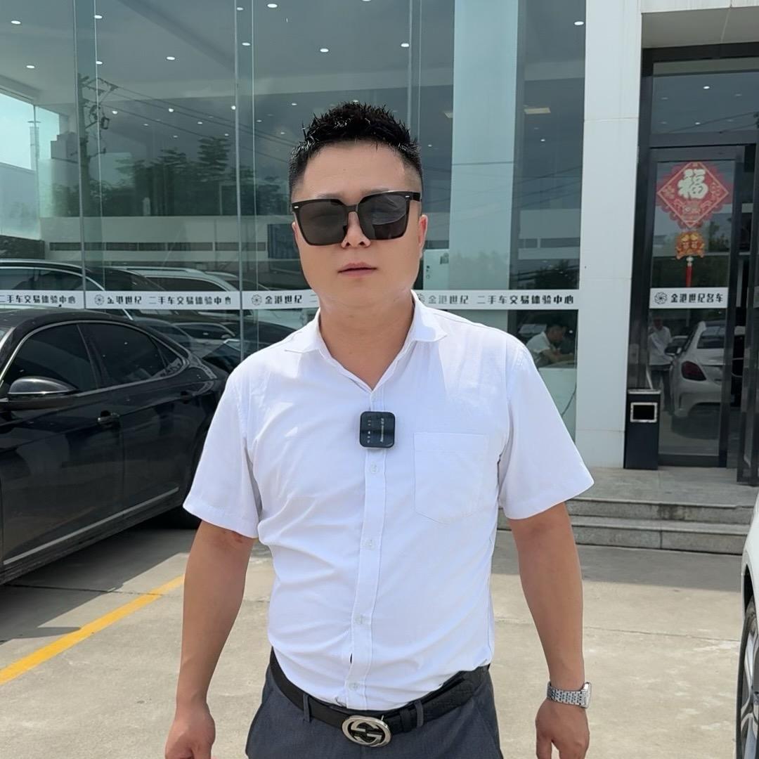 小黑世纪车城金港店(首席评估师-吴奇隆)