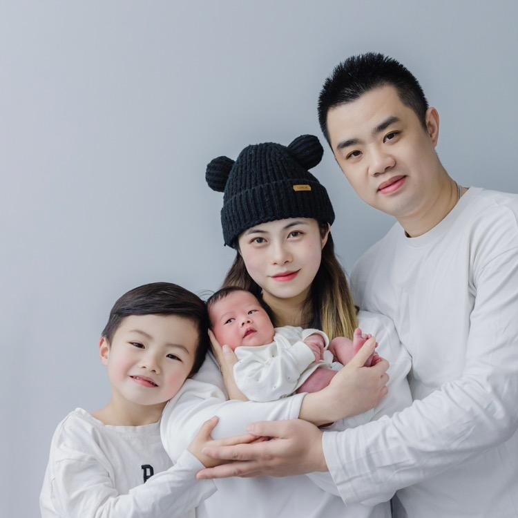 美美有两小只🐶🐯