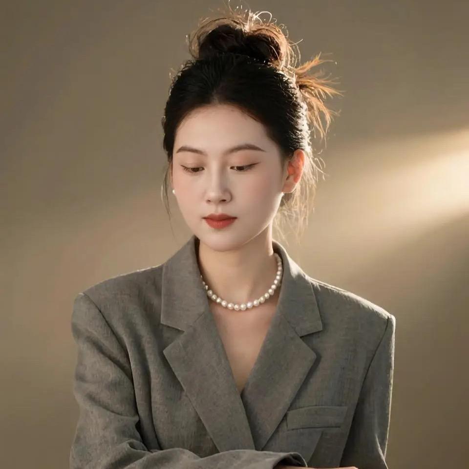 SUYI美学-明月老师
