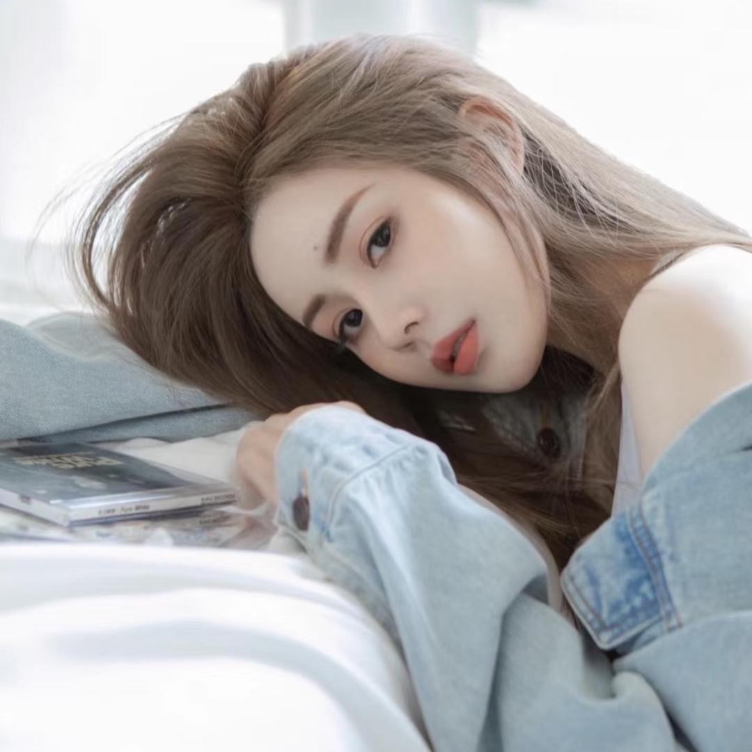 白月光🌟